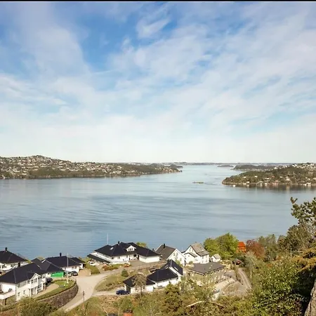 House In West With View And Hot Tub * Bergen